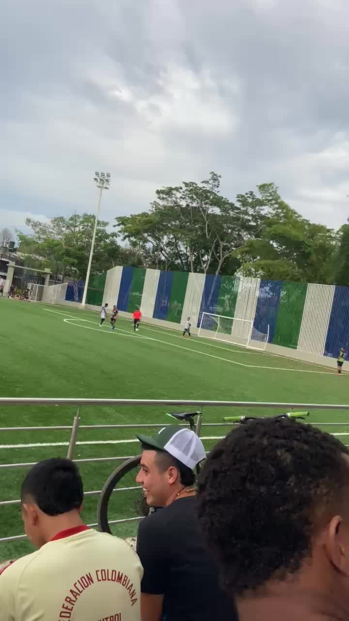 @Juan Camilo