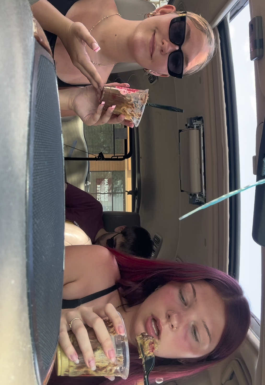@rachel&mili🤞🏻
