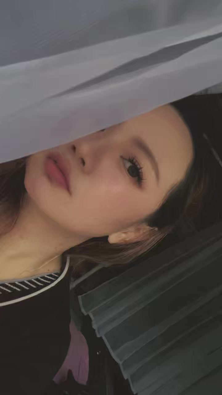 @￴