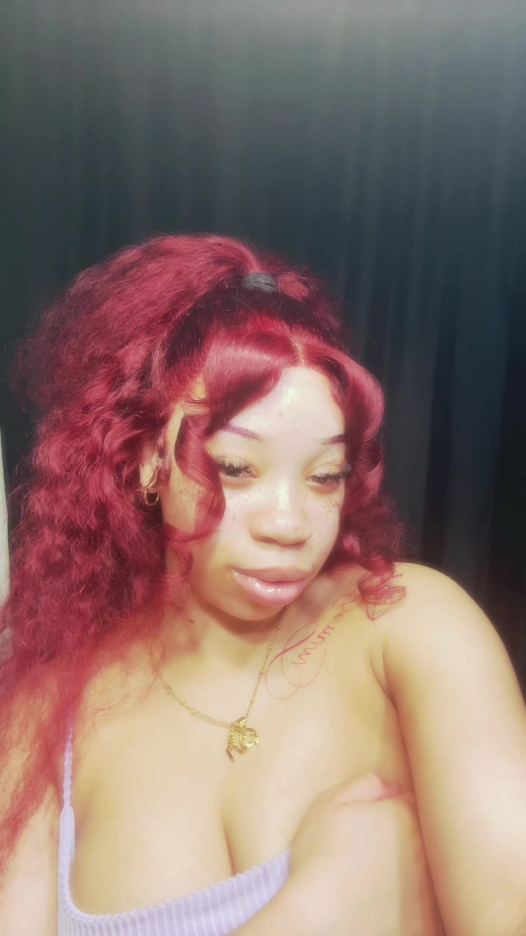 @itsAshuntii