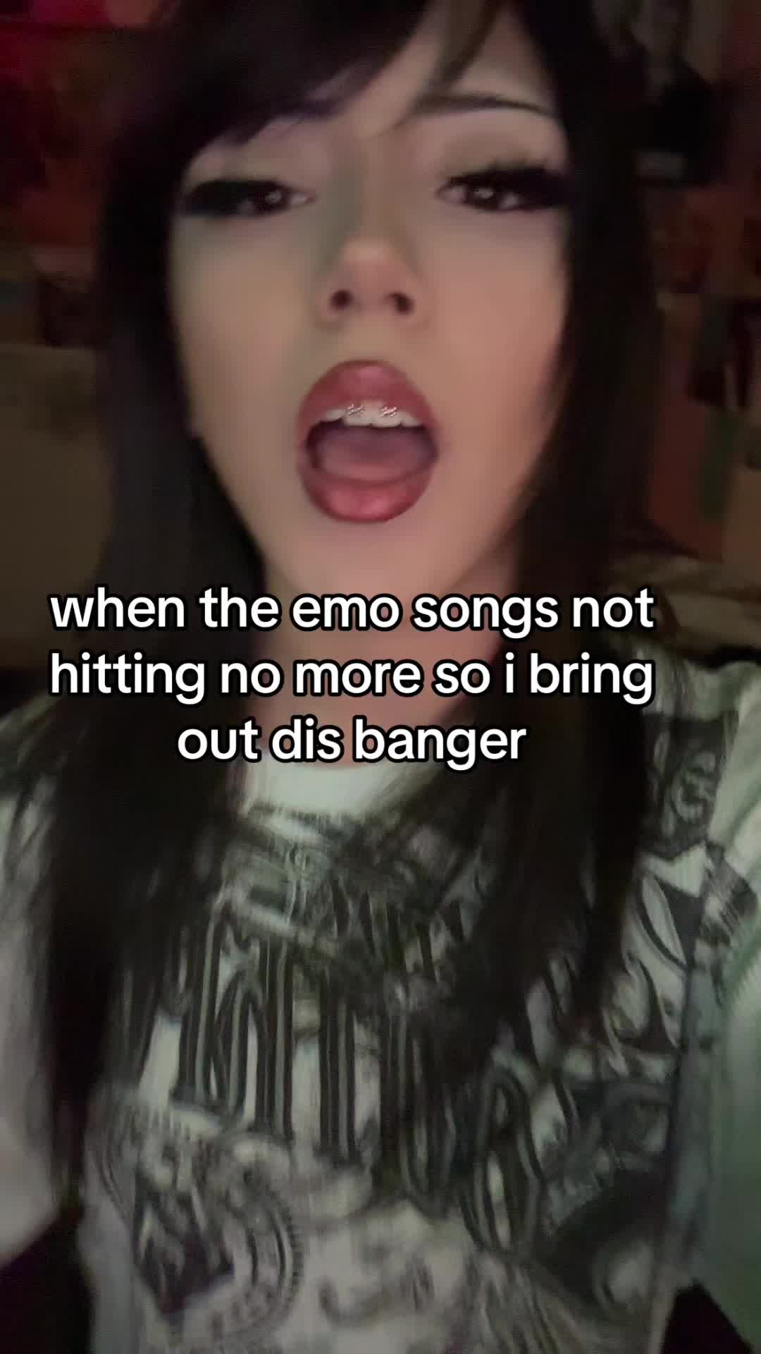 @𝔳𝔞𝔩𝔢