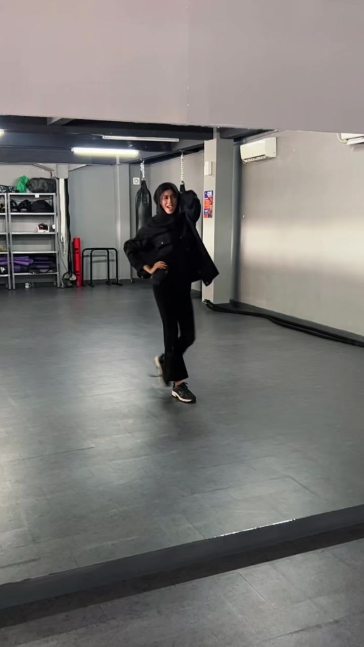 @d