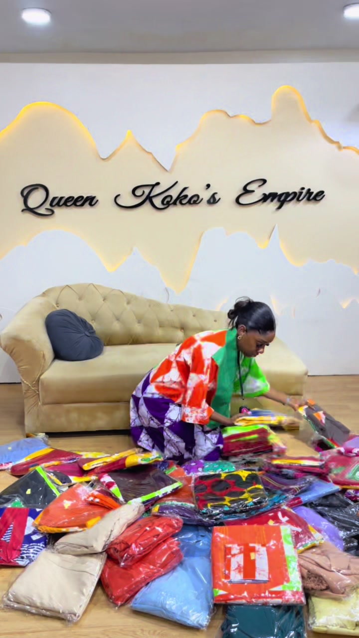 @QueenKoko&rsquo;s Empire| RTW in Phc