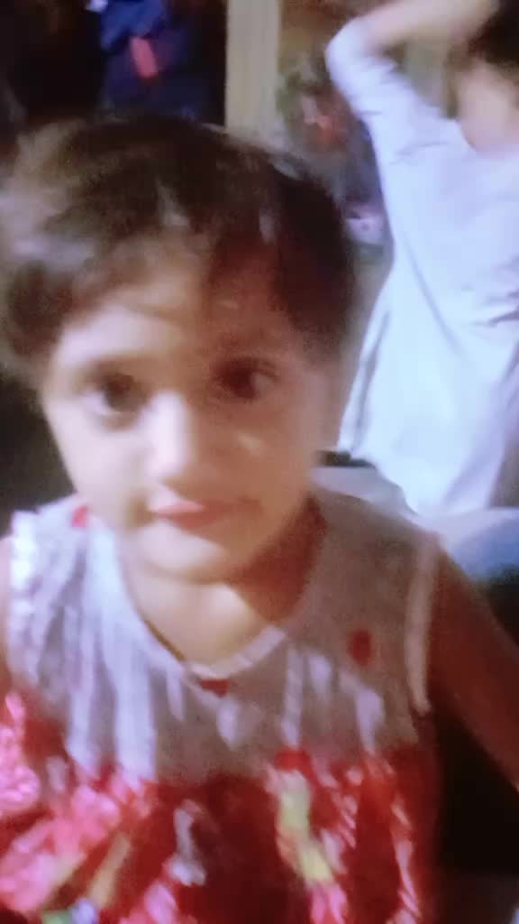 @pyari bacchi