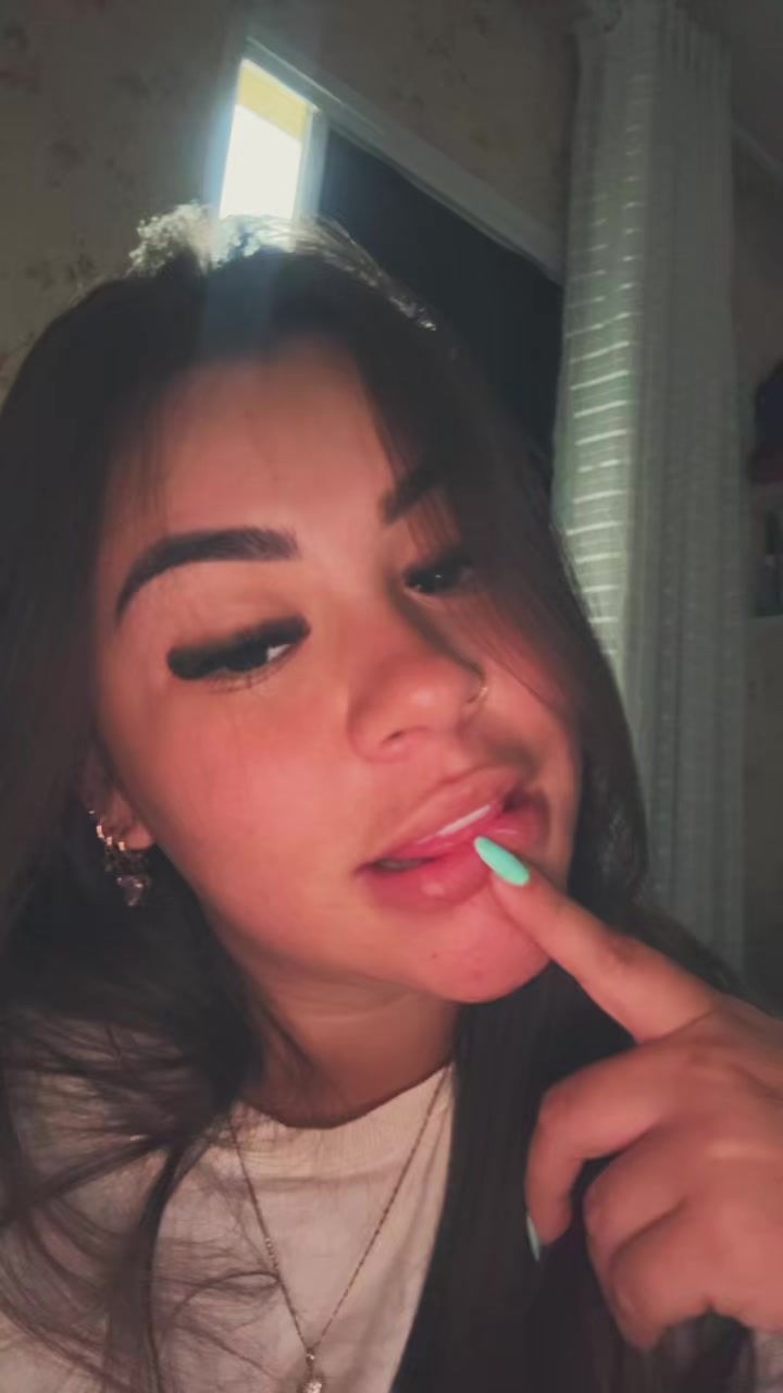 @Adrieniffer Rangel