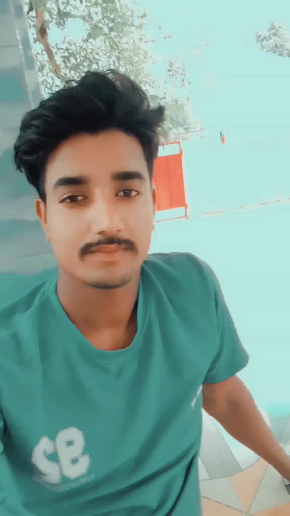 @Tumahra tera raja kiss