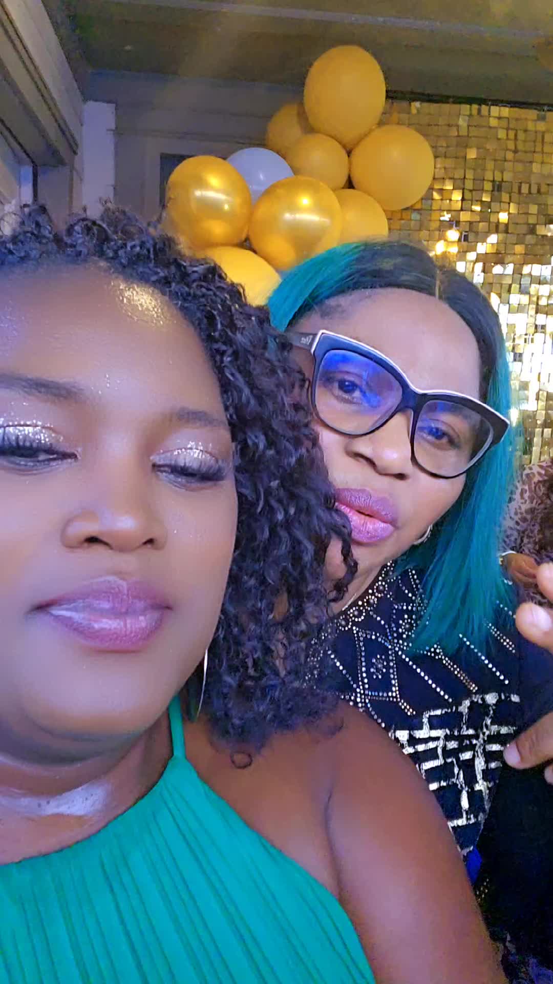 @Tina