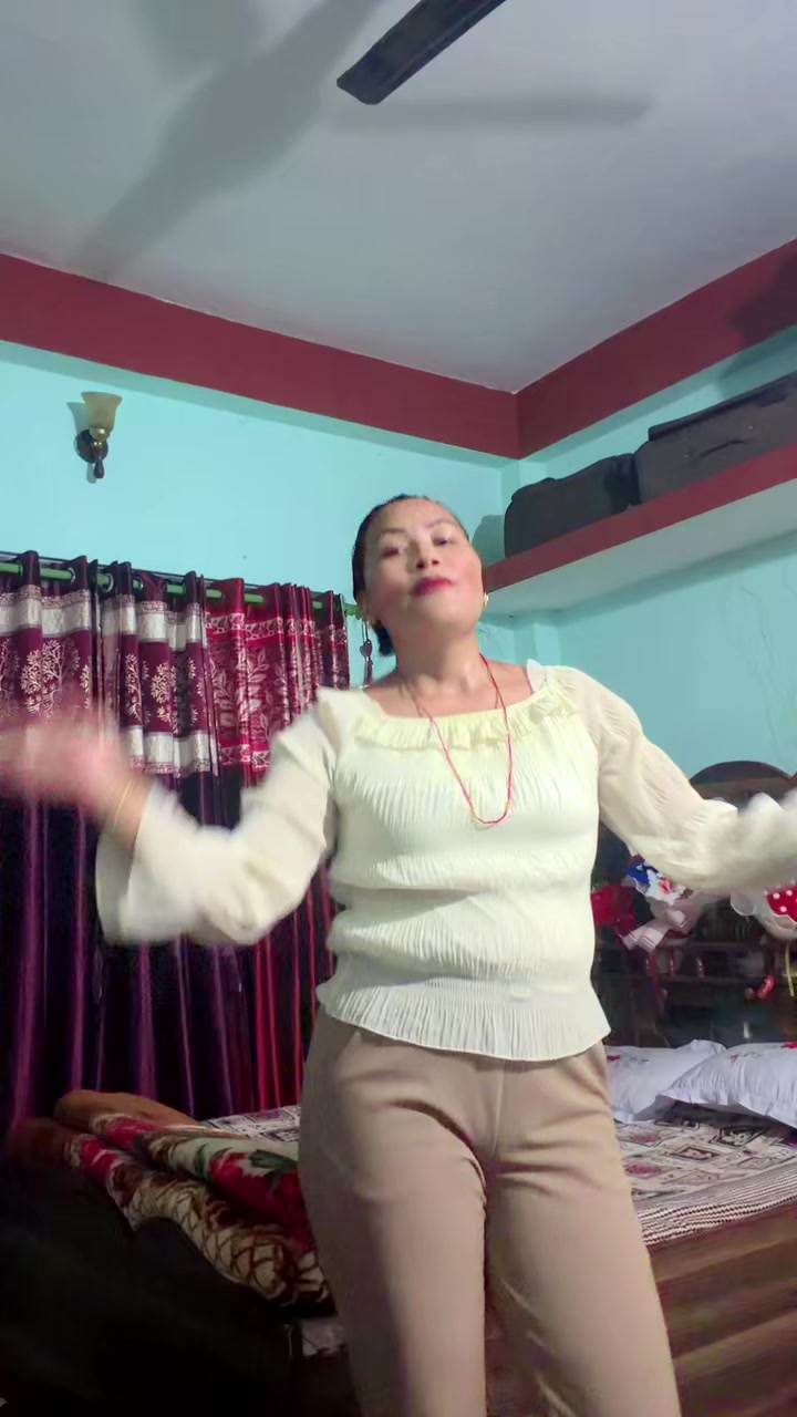 @Puja Thapa D .C😘🦋🔵💐🙏💎📿