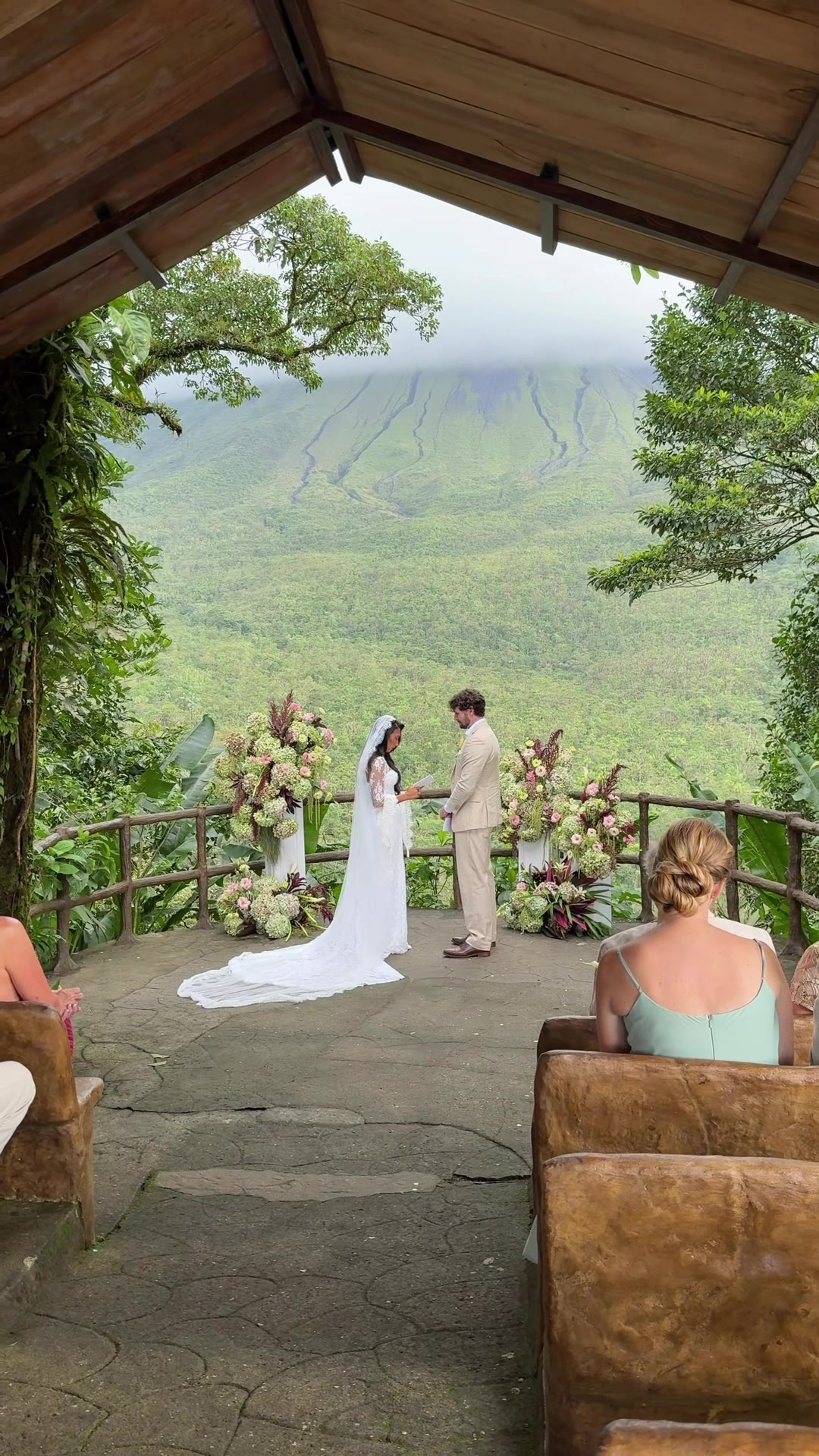 @jeniferhernandezweddings
