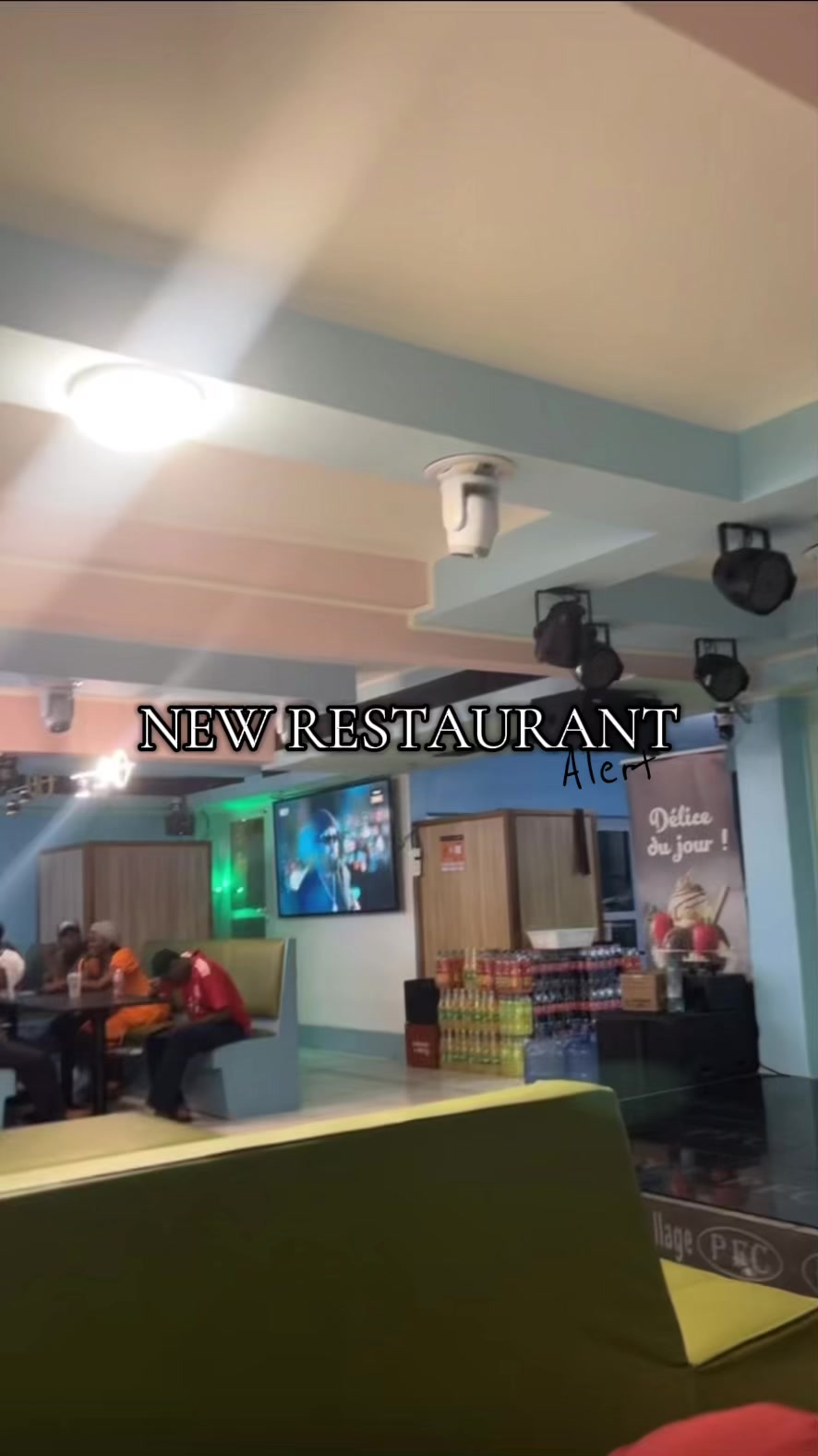 @Vlogs & Reviews