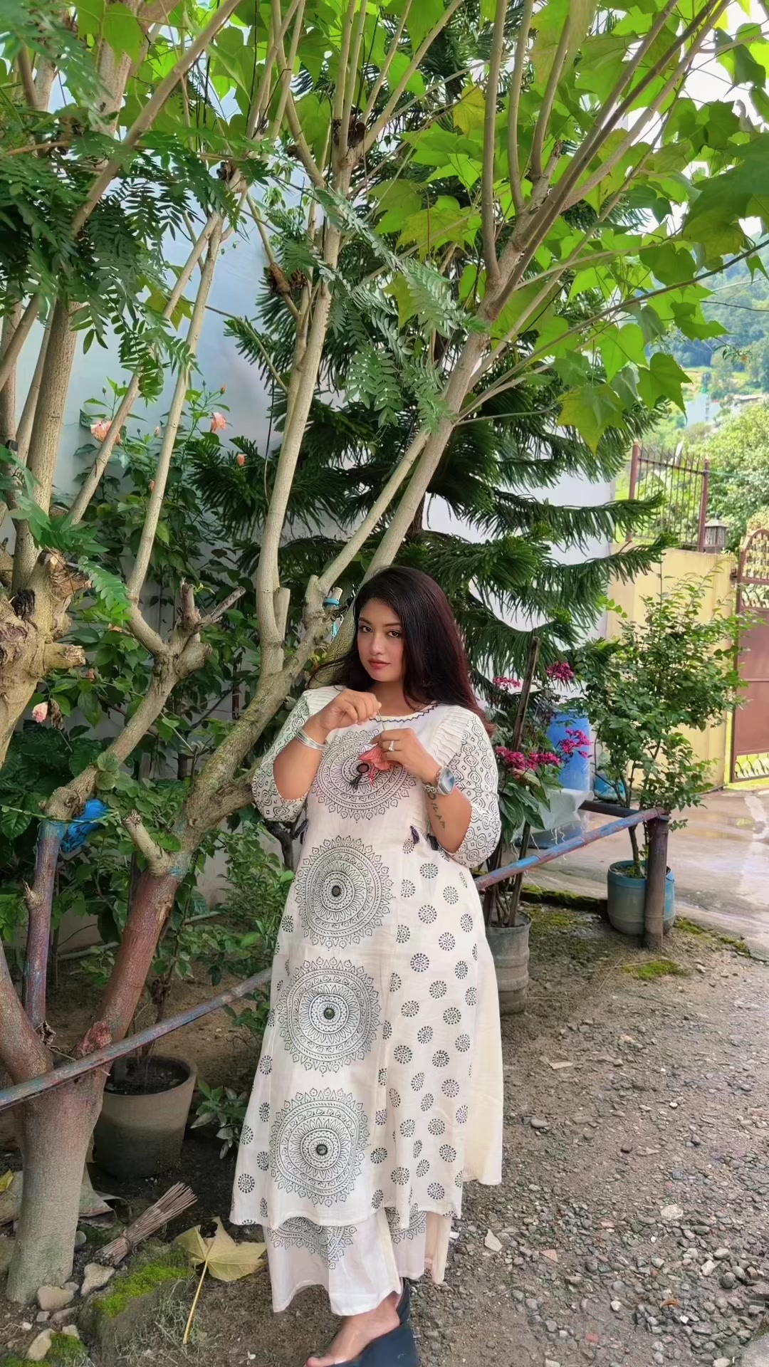 @Anuza shrestha 💜