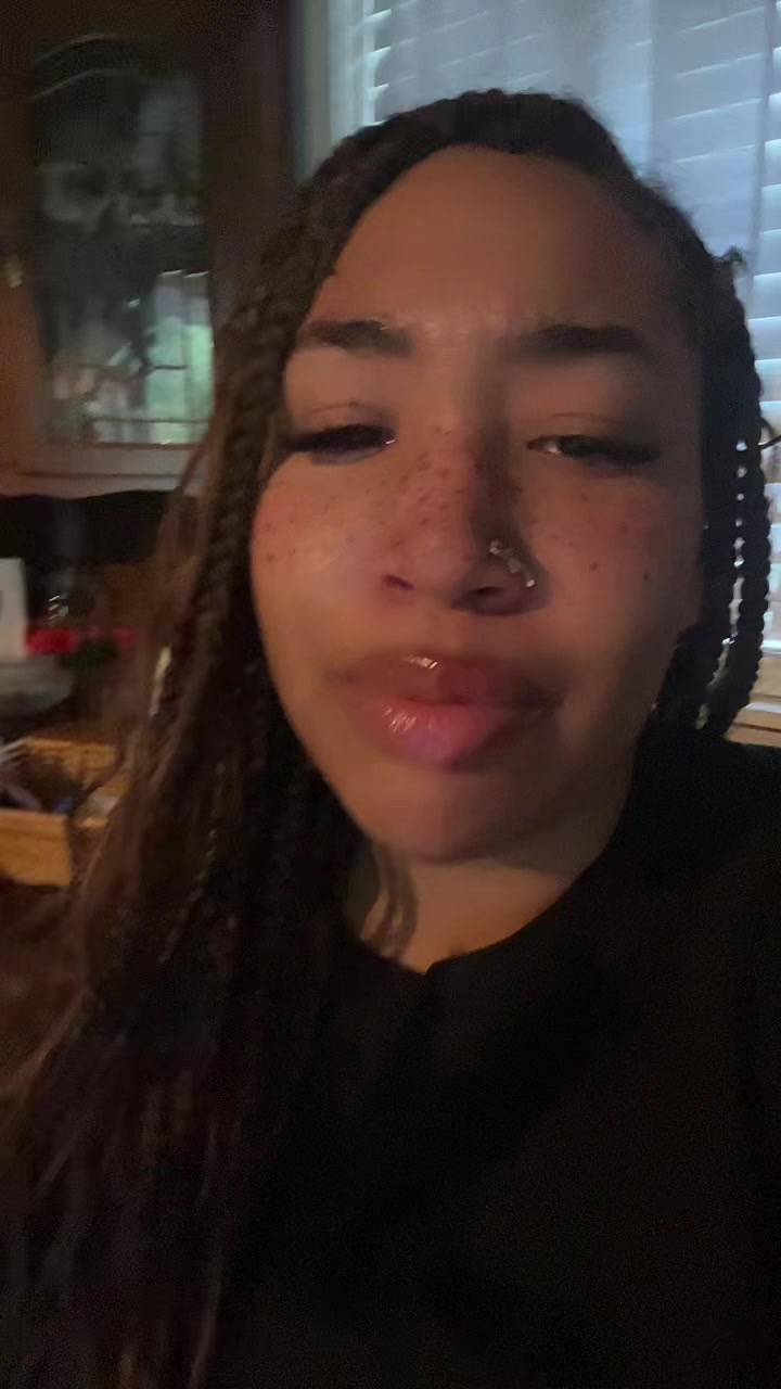 @shanndagoat_