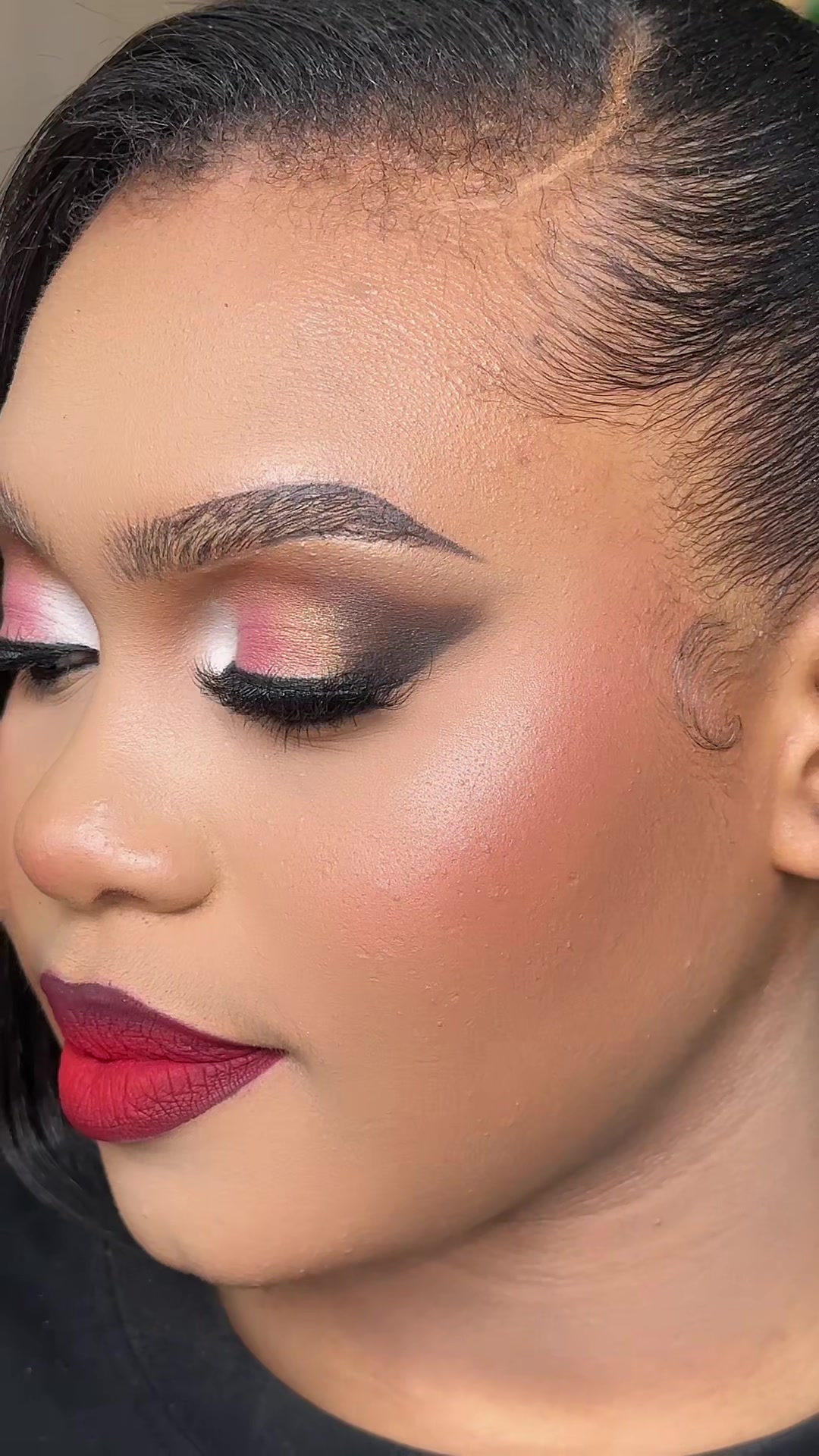 @DebbieProMakeup🇲🇼