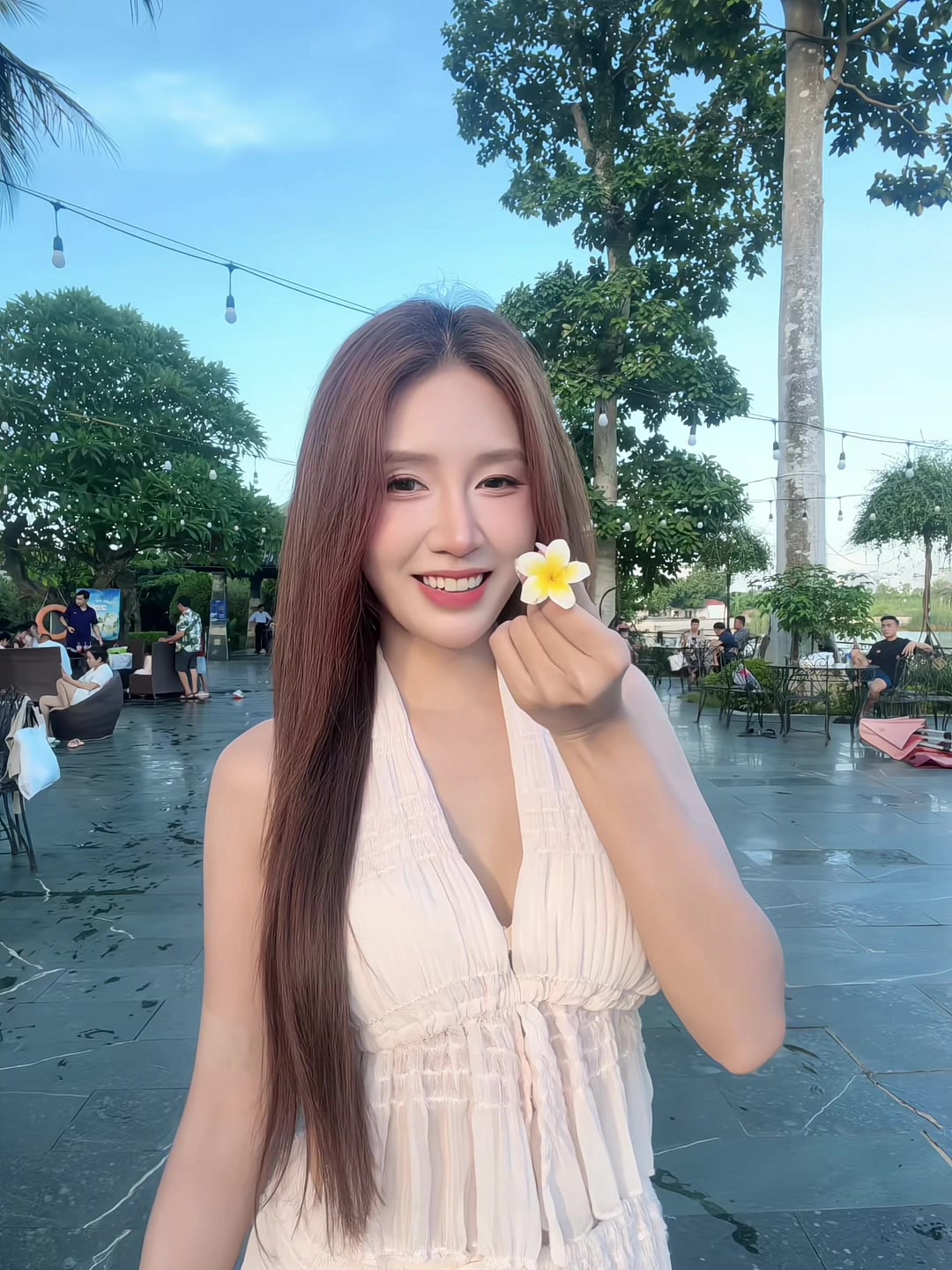 @Quỳnh Moon 🌙