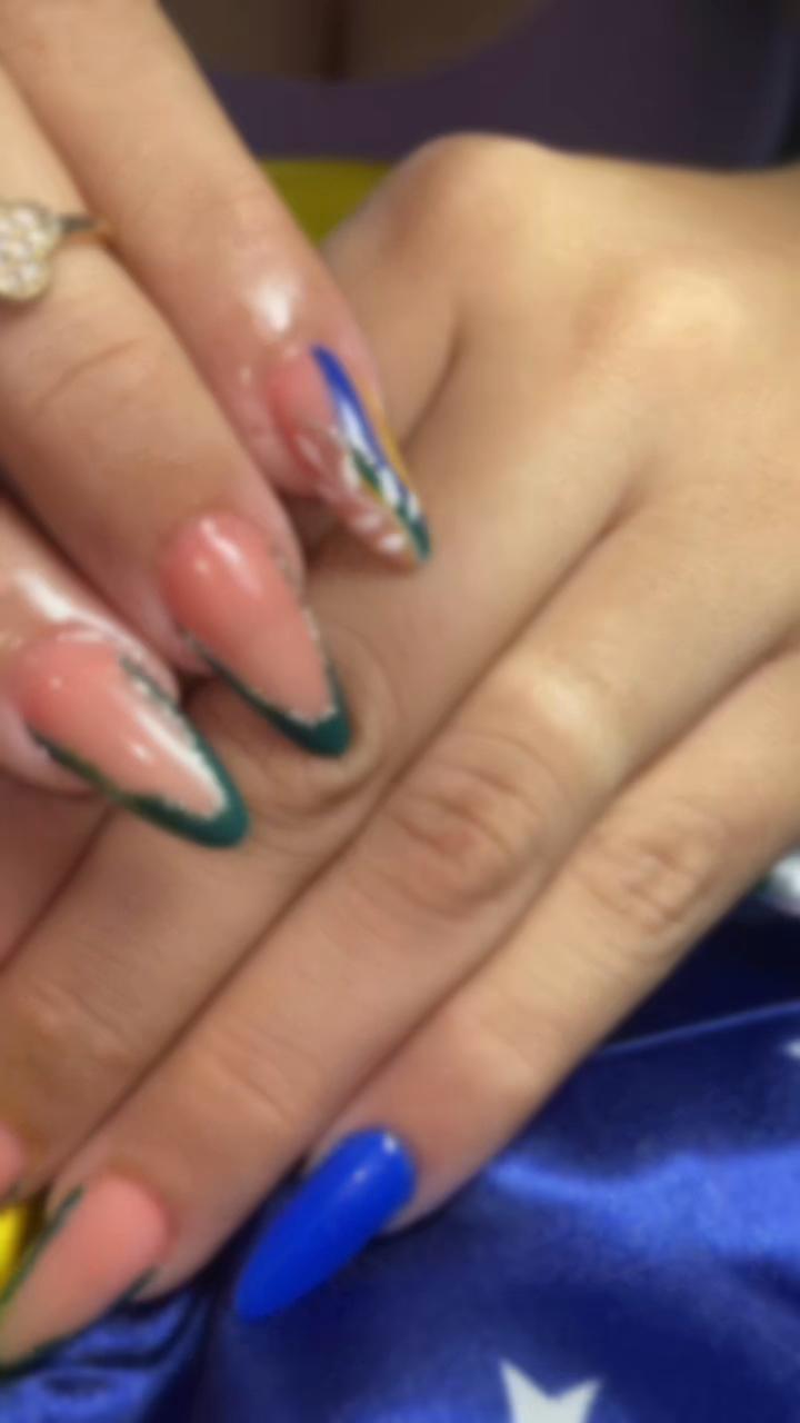 @Camily_silvah20