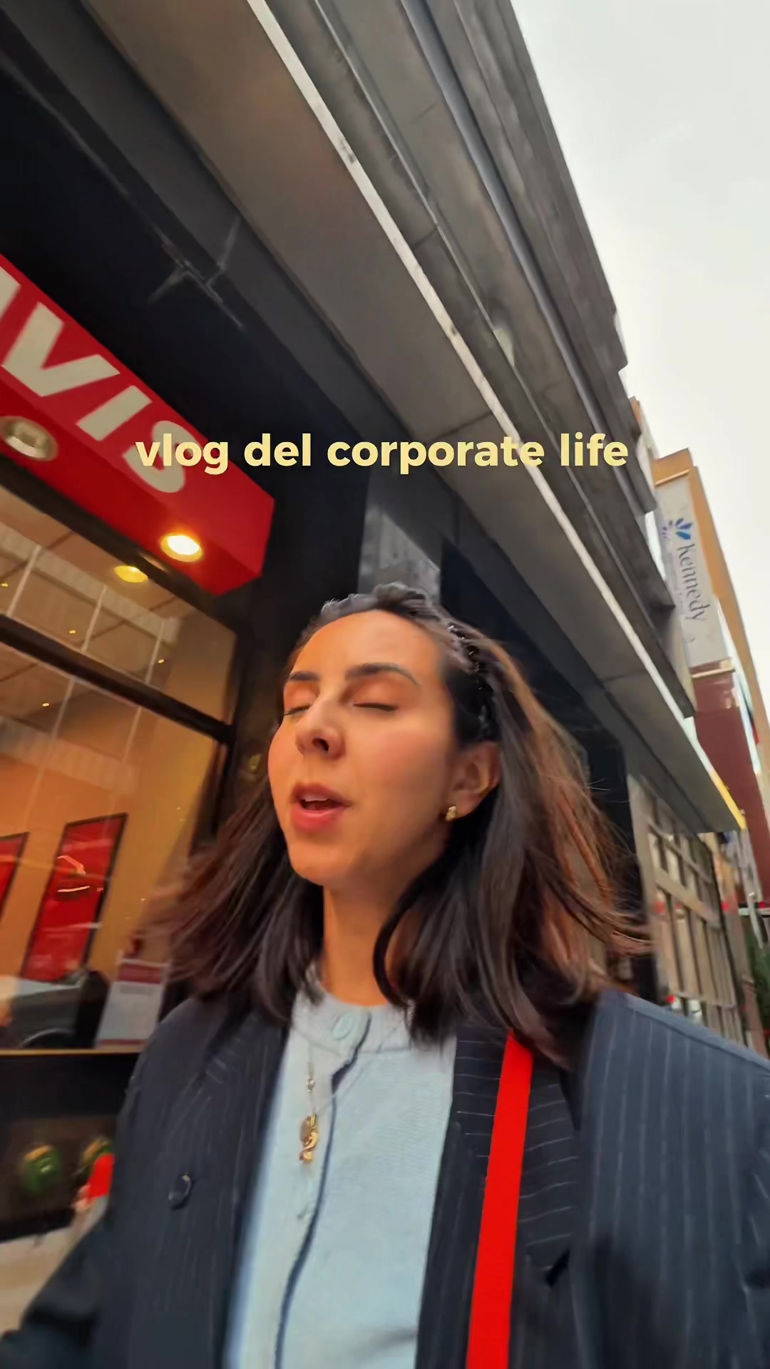 @Lilia M