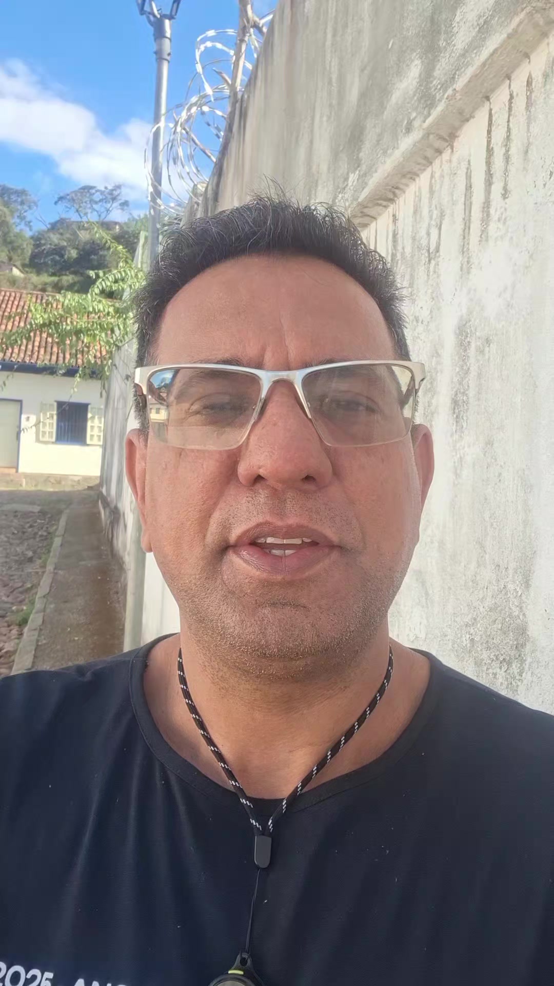 @Santos Oliveira