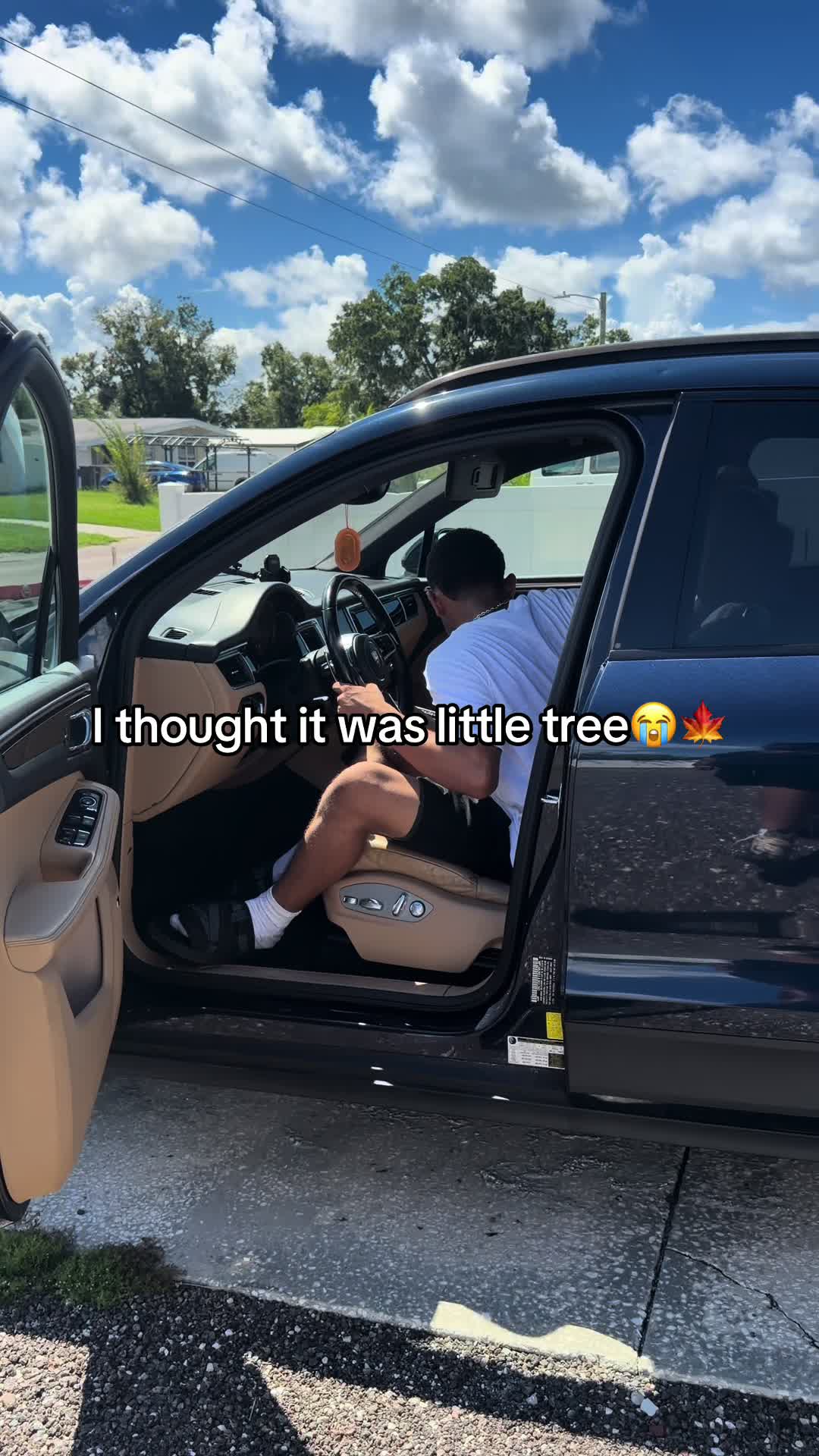 @jaylinfinds