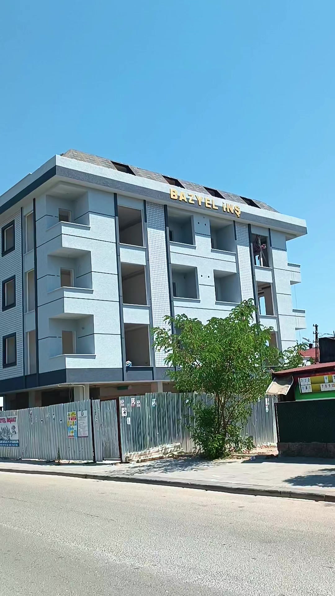 @&Ouml;zkan Boz☑️
