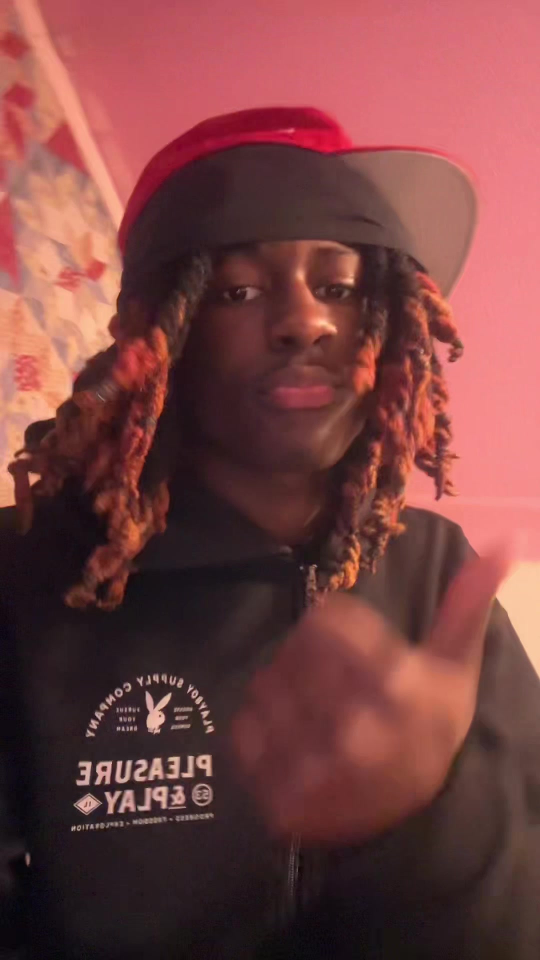 @YOUTUBE: Hoodieboi_Jay🦅