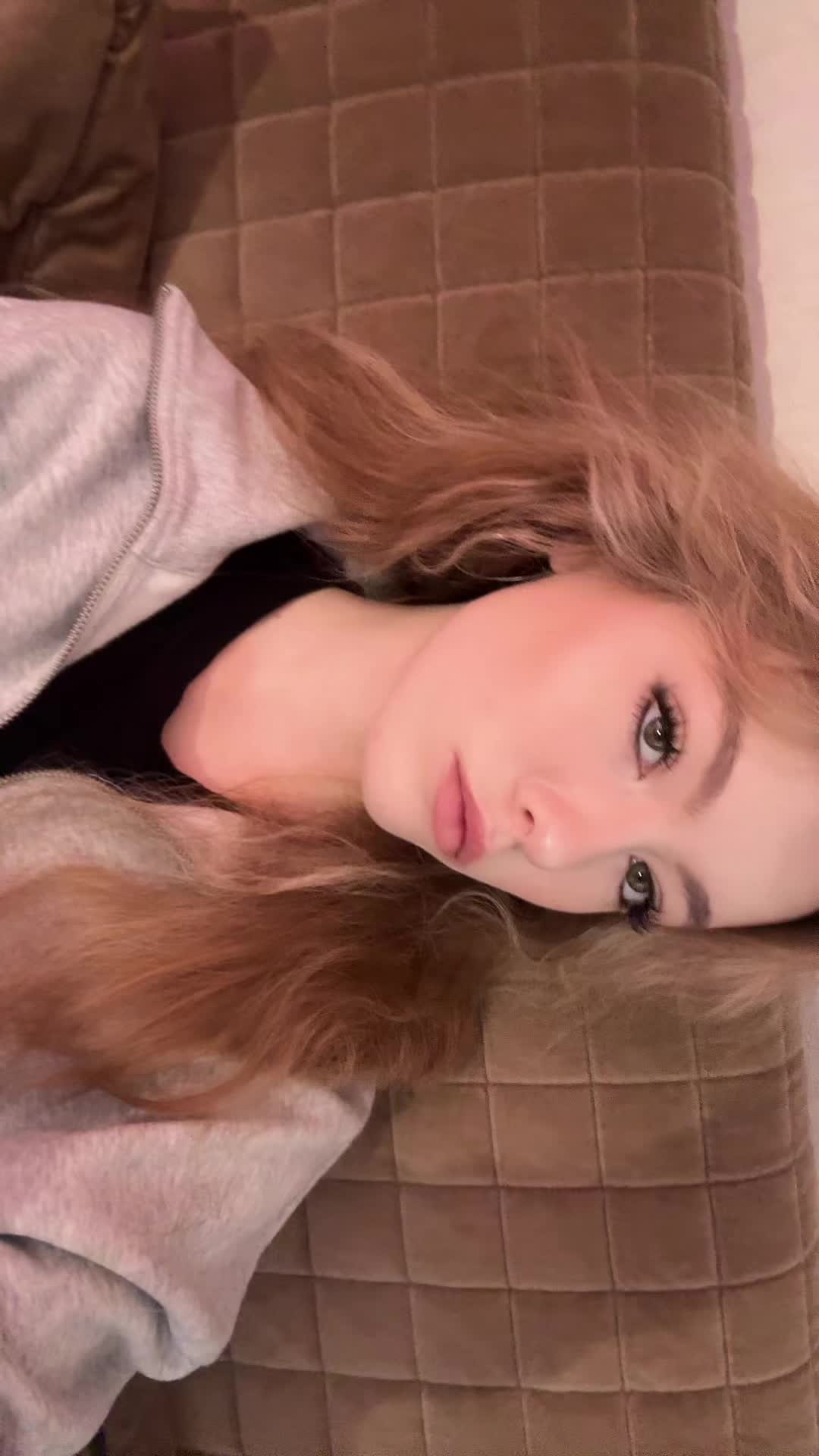 @anngxi