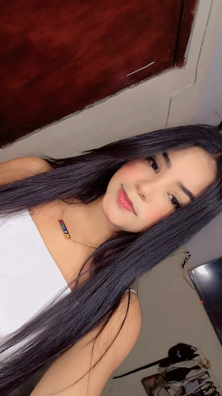 @Génesis Alexandra🩷✨️
