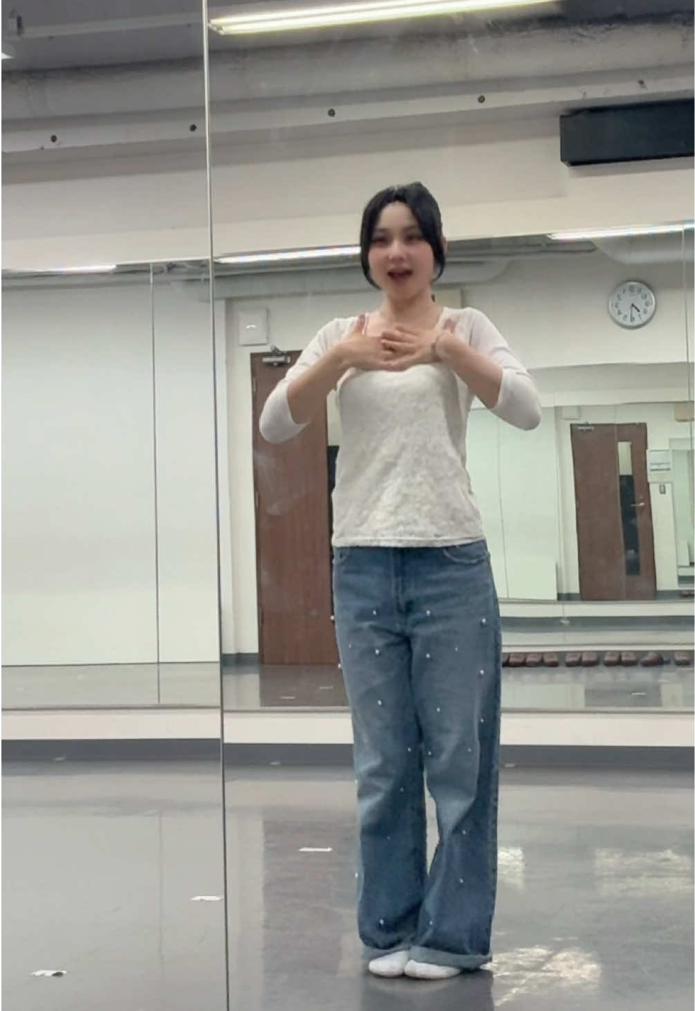 @まひな