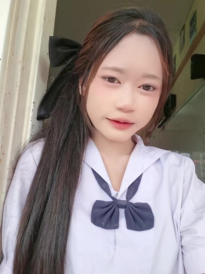 @: นิดกมน.🐉
