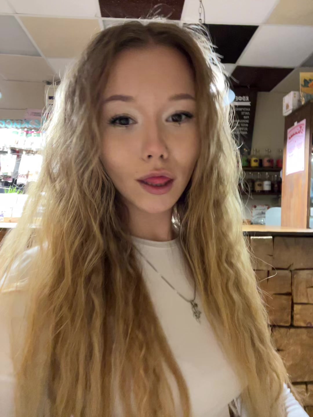 @👣👣