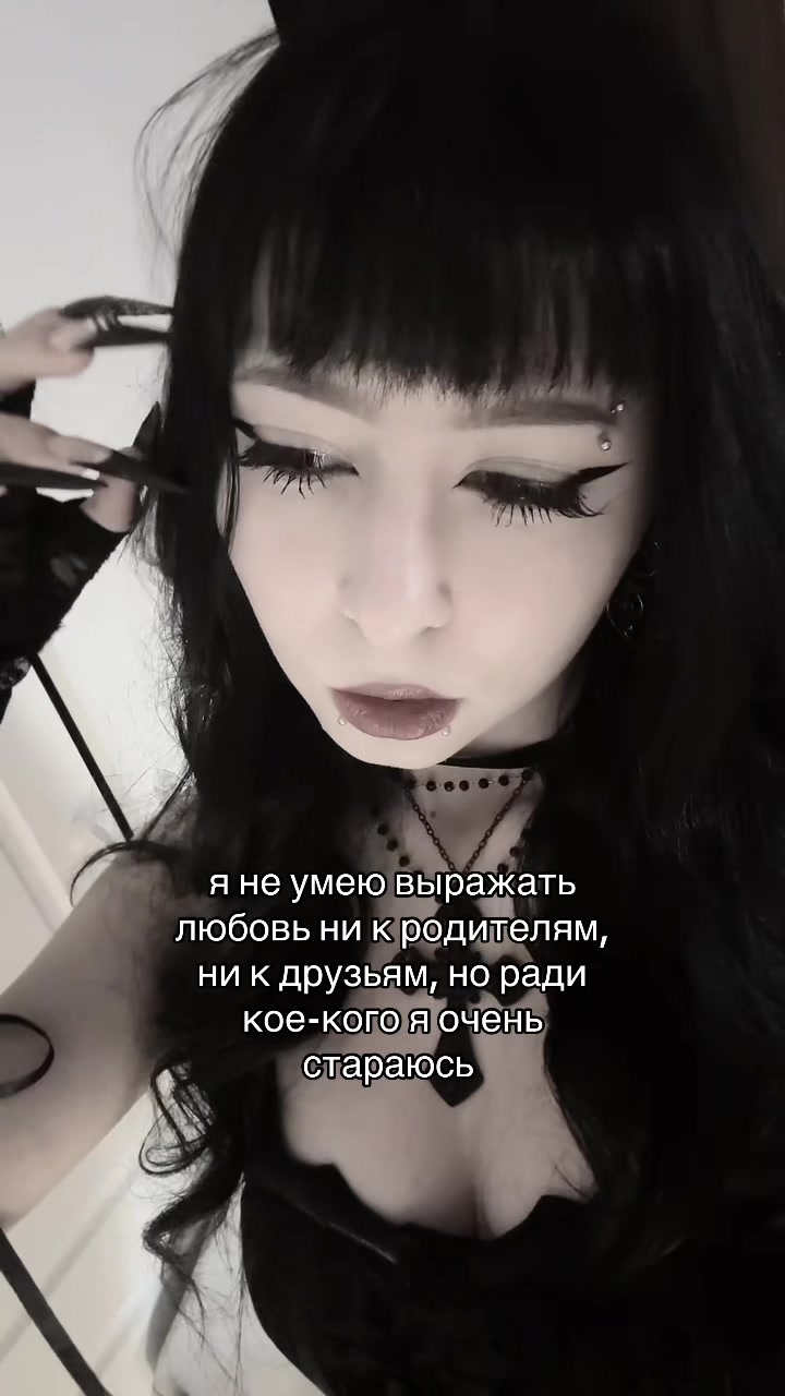 @l1v1ngdeaddo11