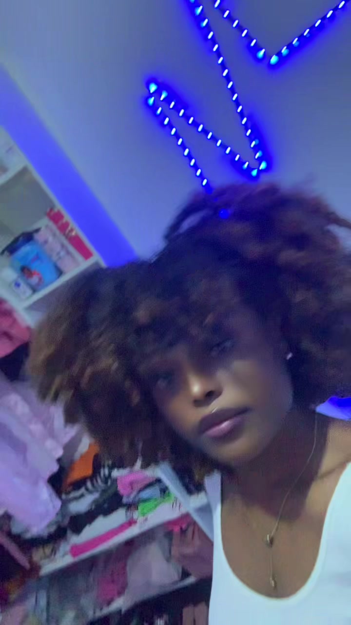 @Taícana teimosa88
