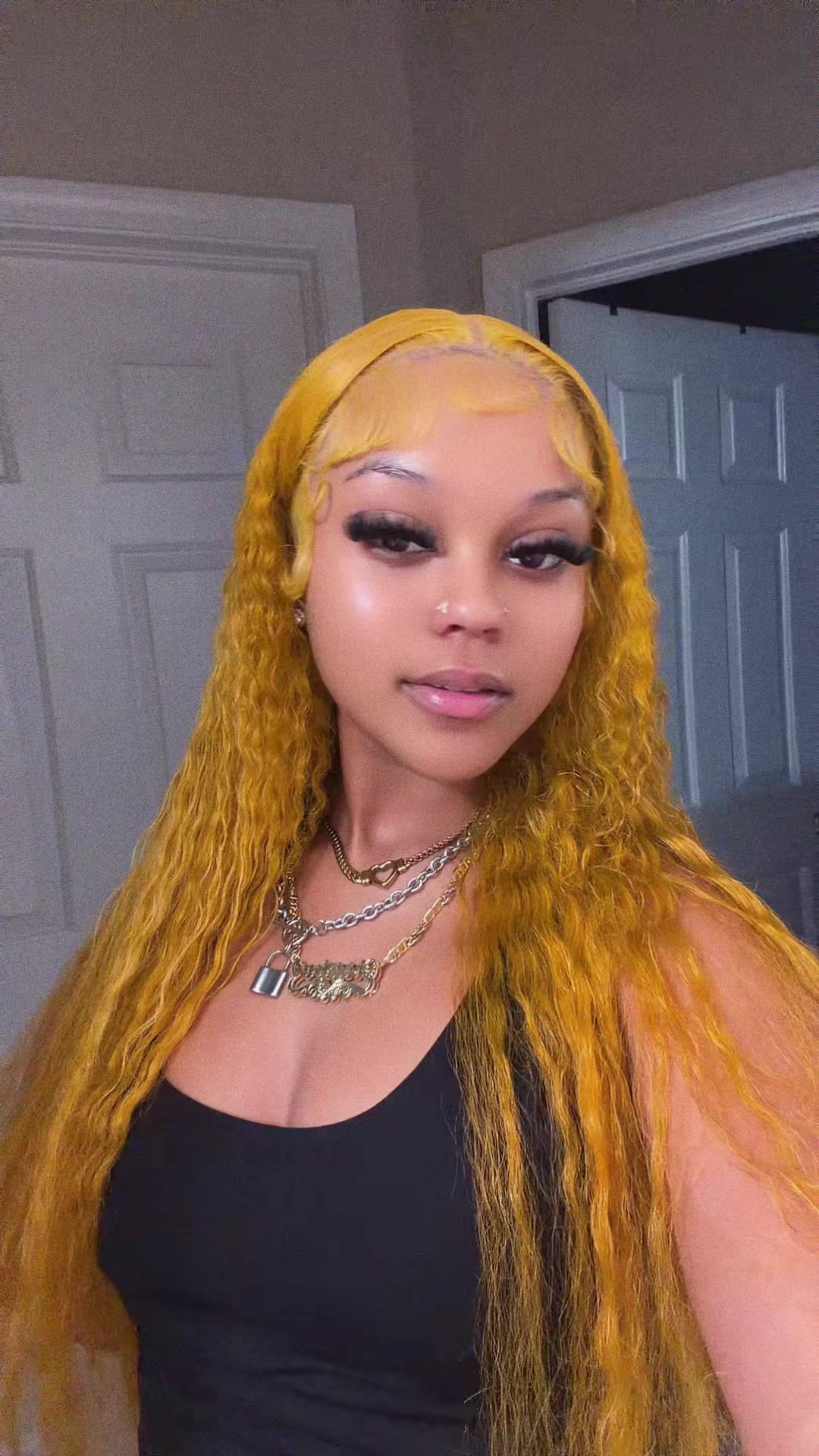 @doll .