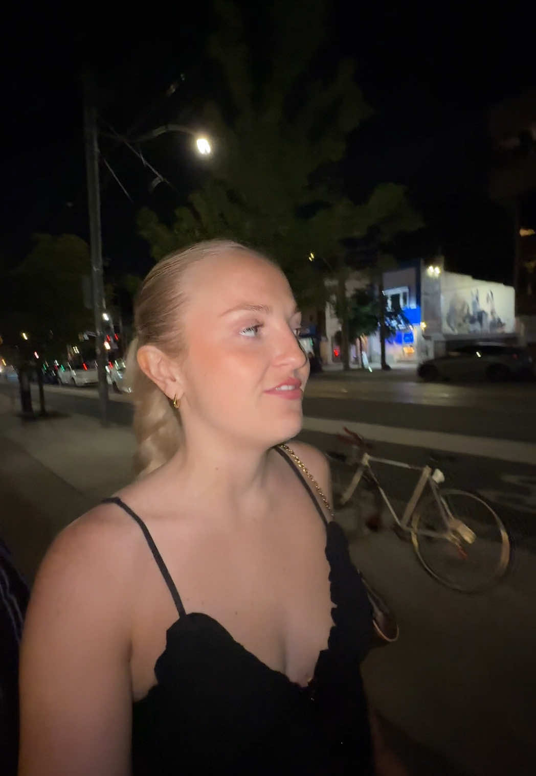 @dumbblondediary