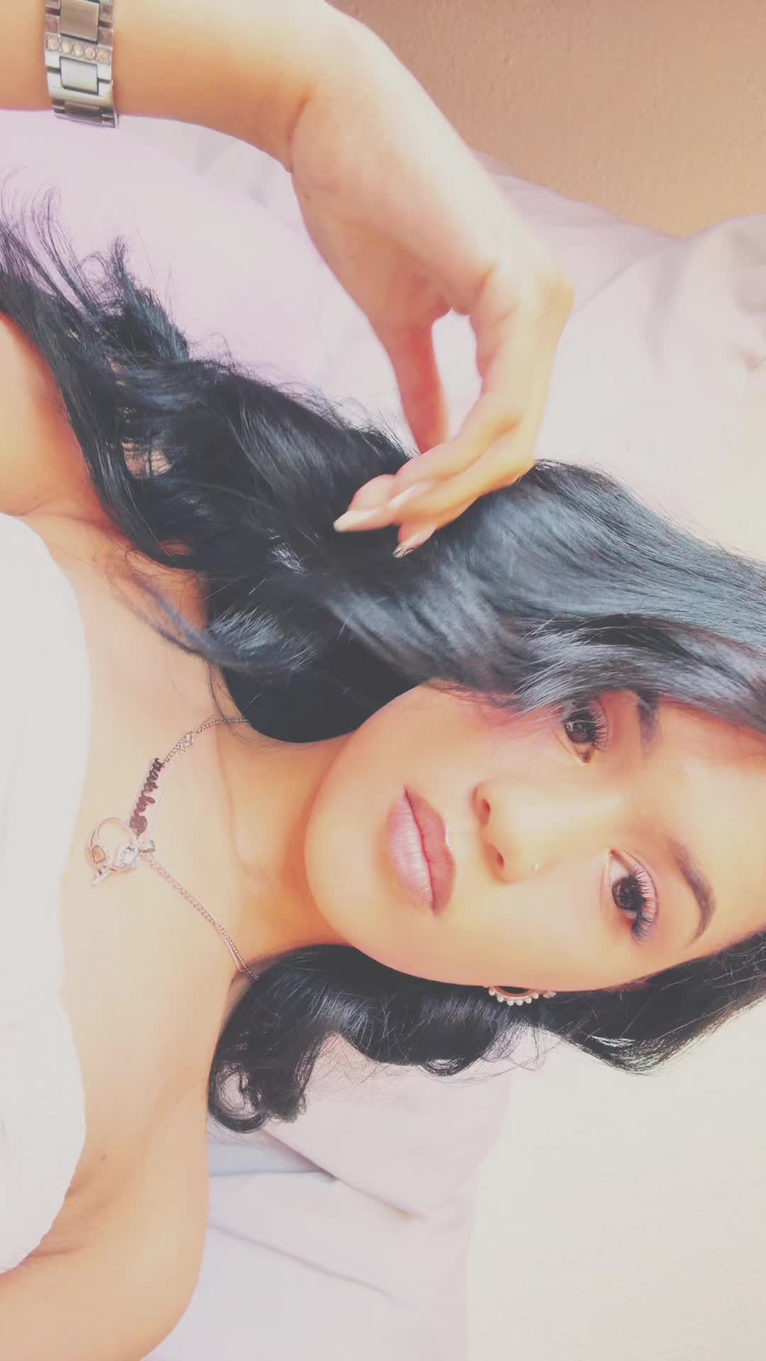 @_caitlin🪐_