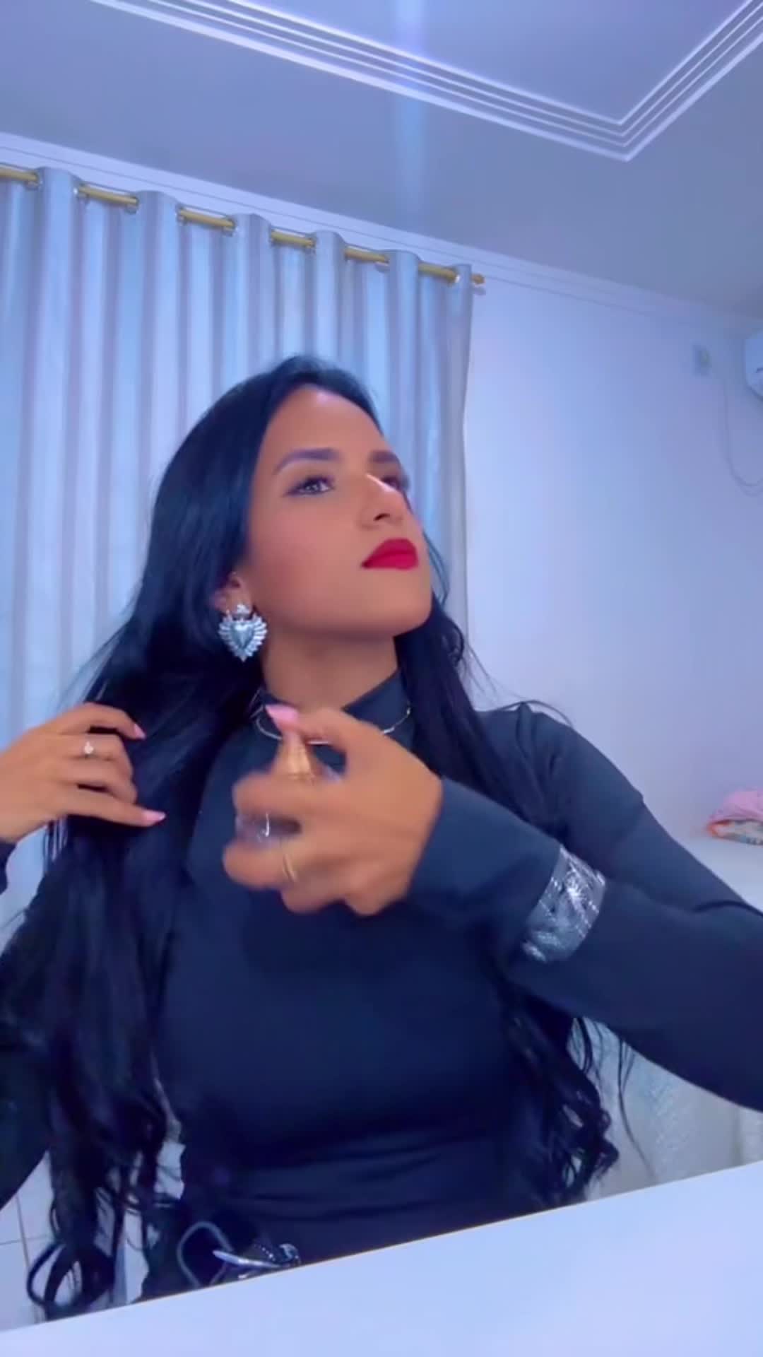 @rizia.