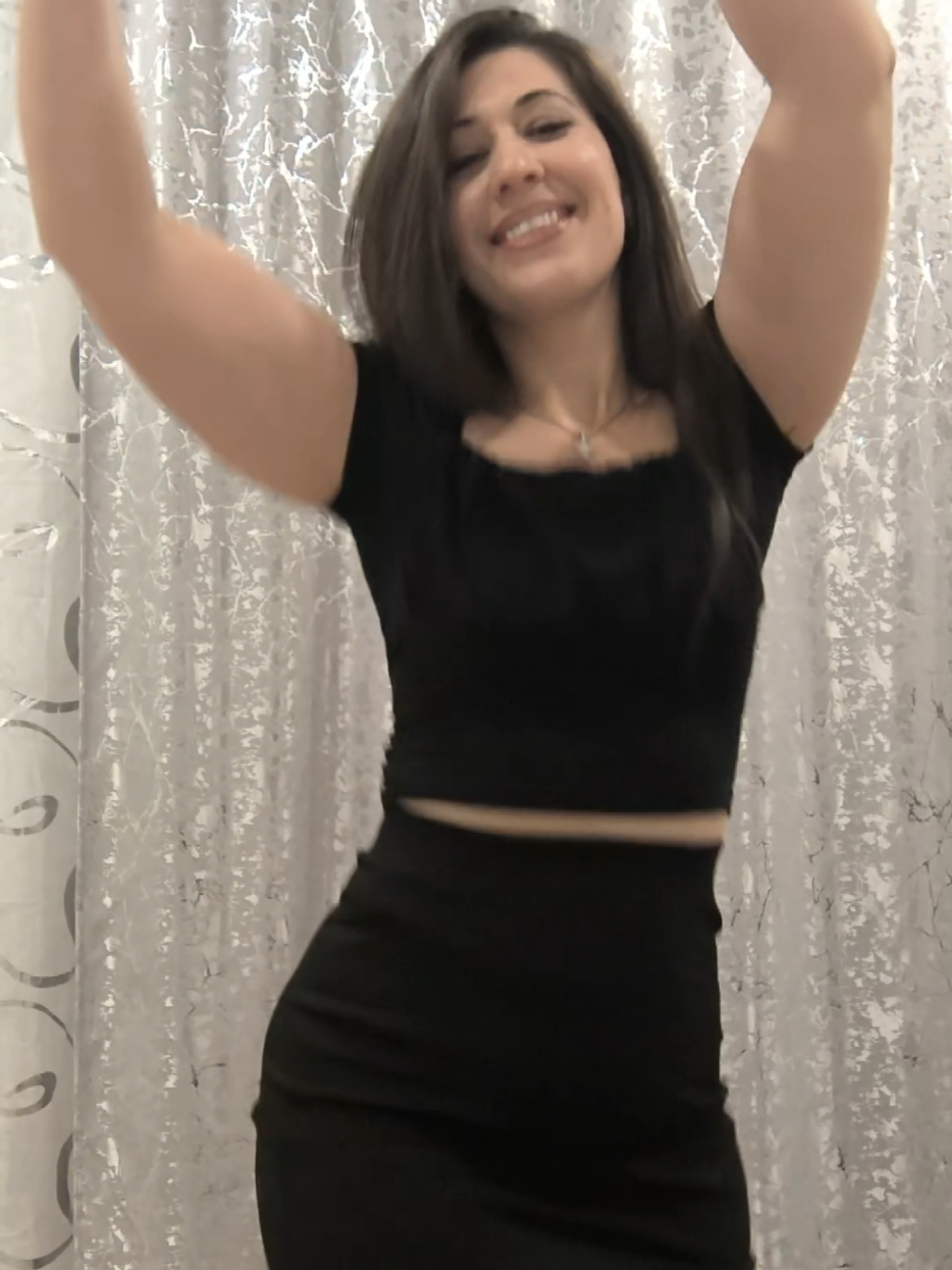 @Мехри