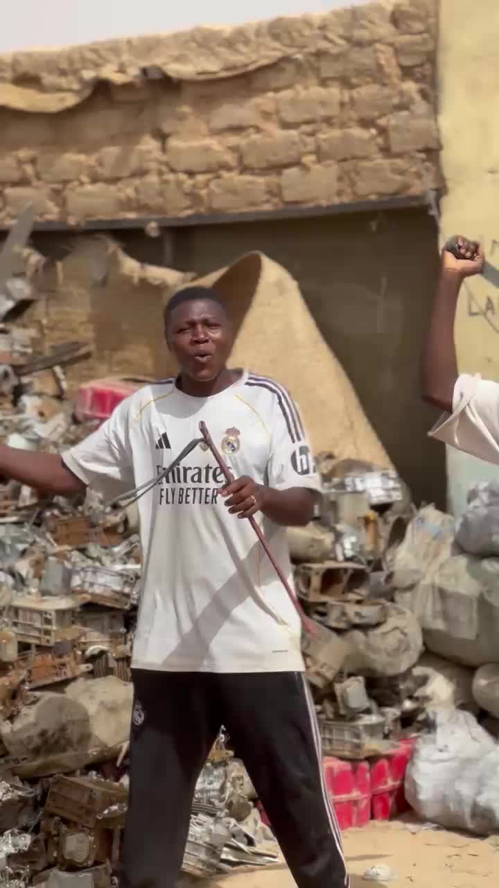 @AUWAL HALA MADRID ๐