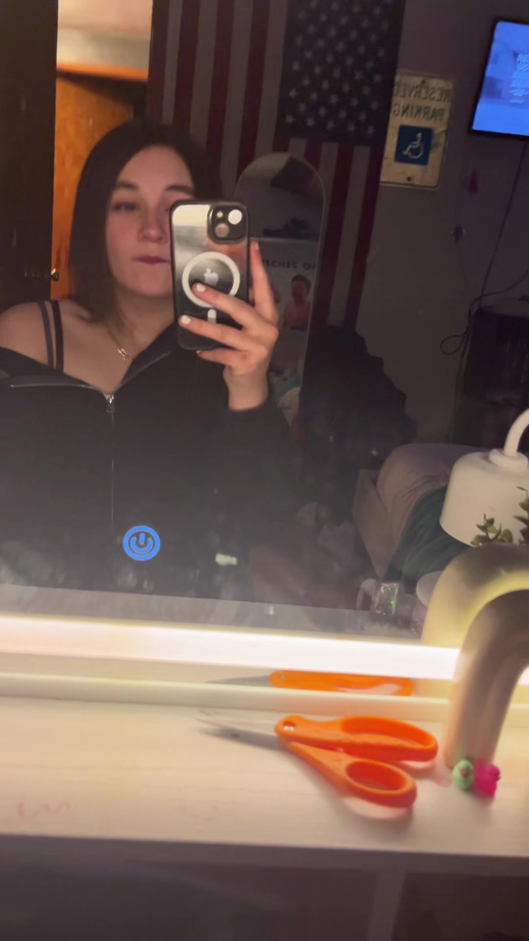 @Lucyyy