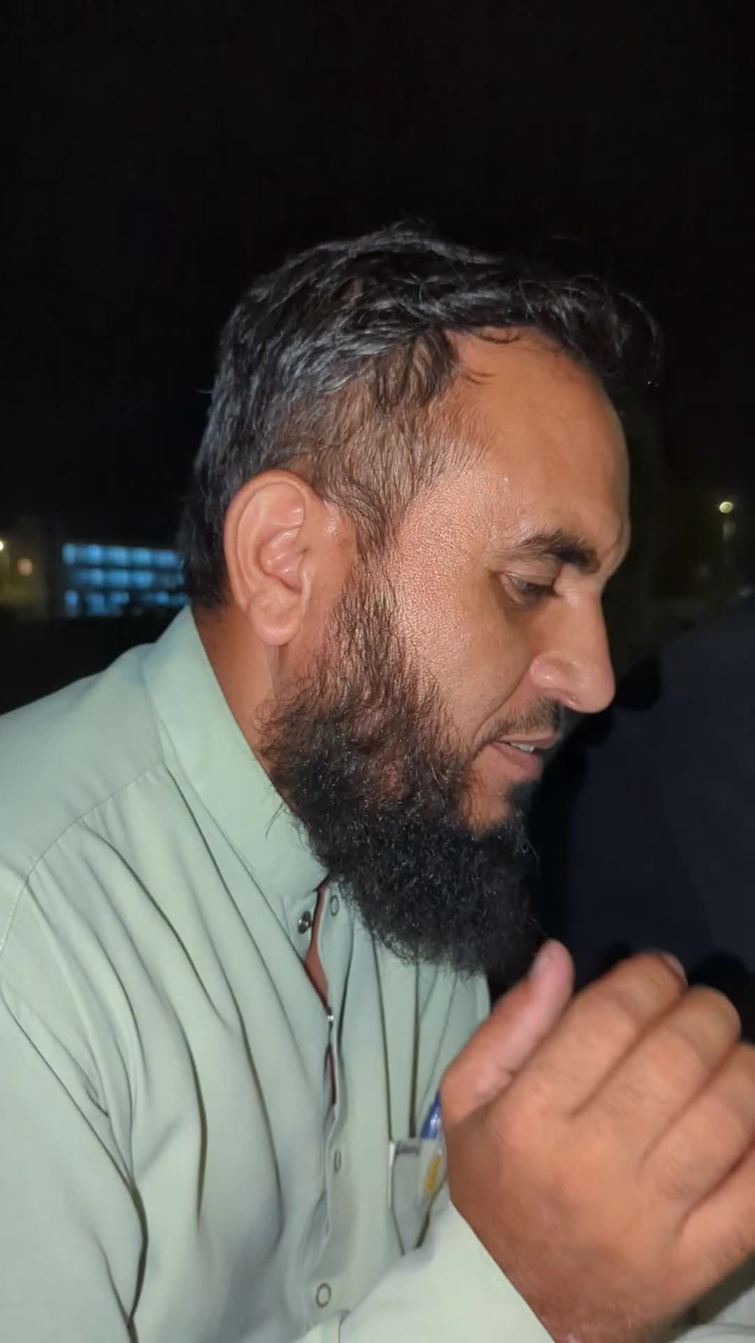 @AAMi ر MAرwaت💫👽⚓🇵🇰❤️