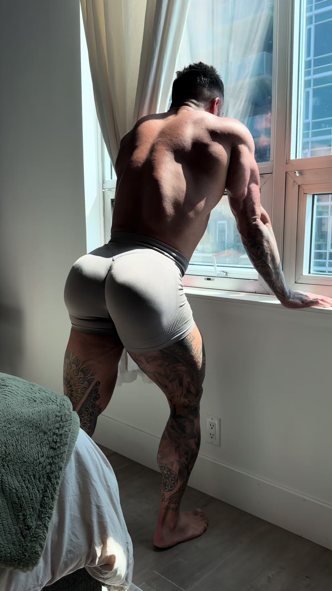@NUNZI