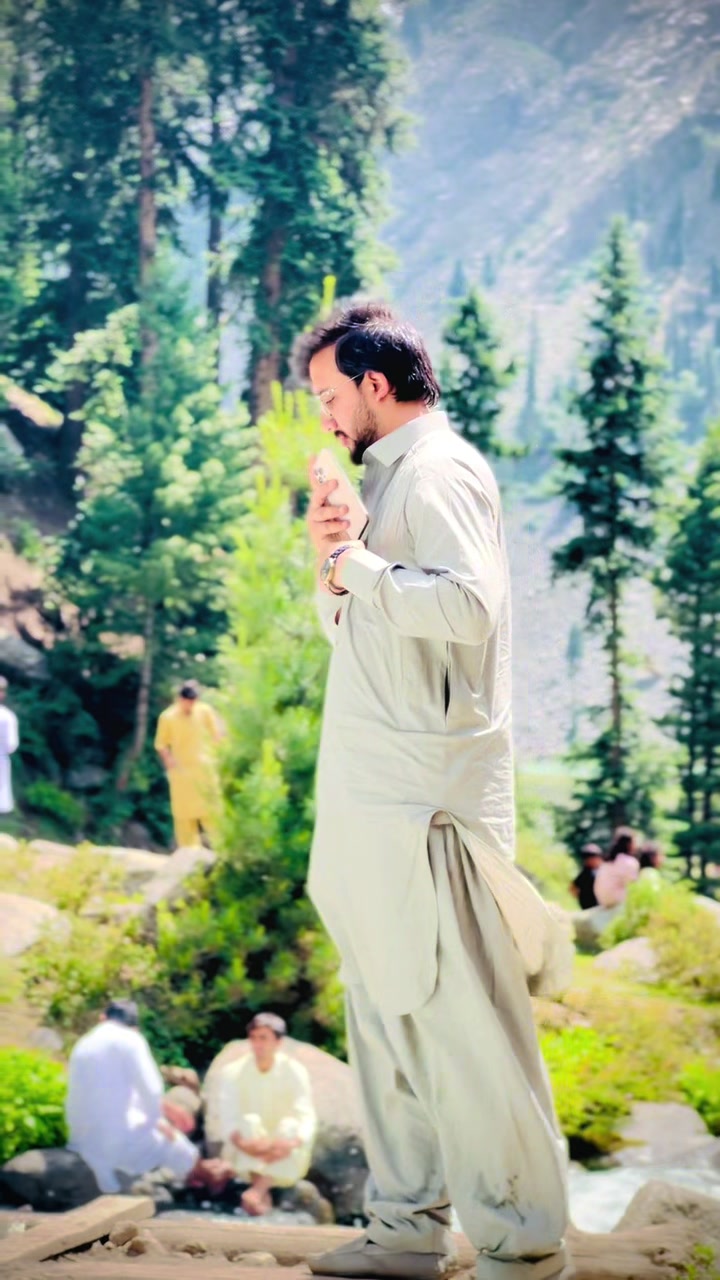 @Shafi Ullah🦋💙