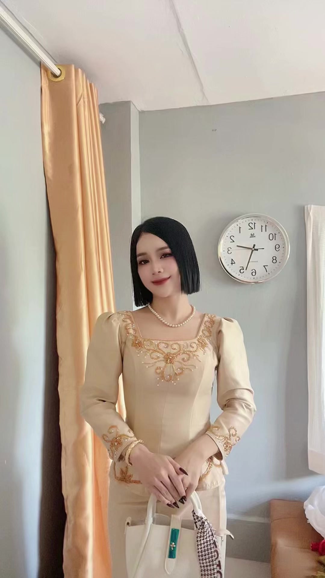 @ដានី