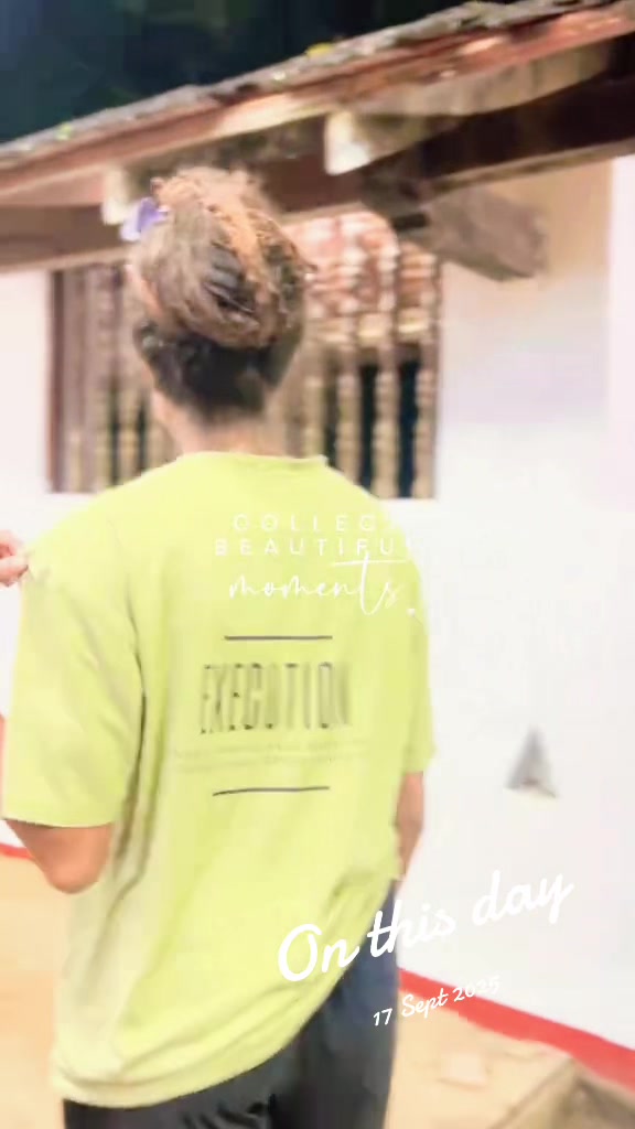 @Lawaa 🤨😏 (26518😇)