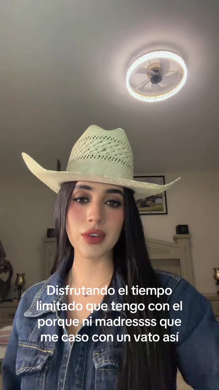 @𝑁𝑎𝑡𝑎𝑙𝑖𝑒