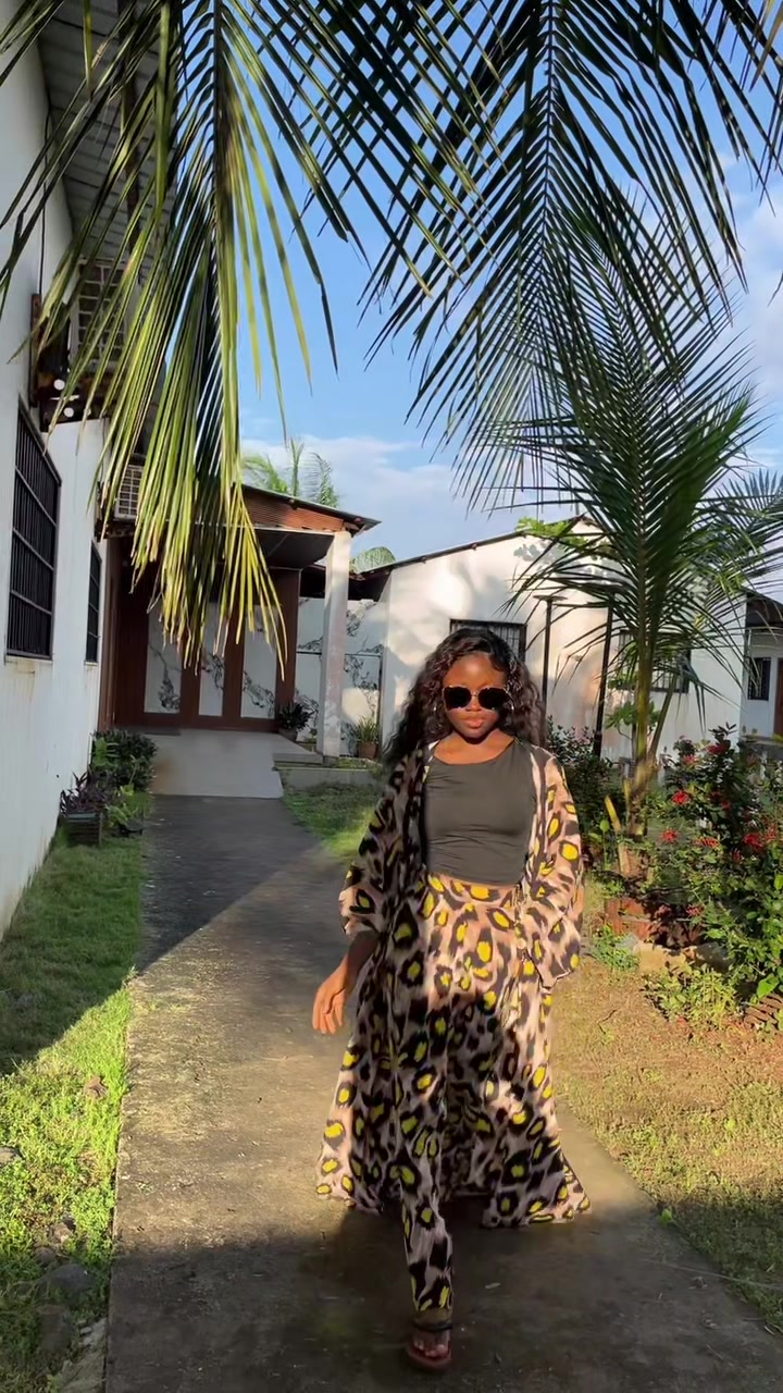 @LADY FSK 🇸🇱