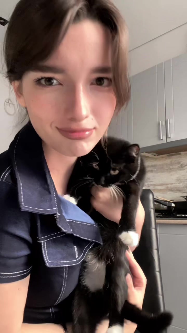 @Асика