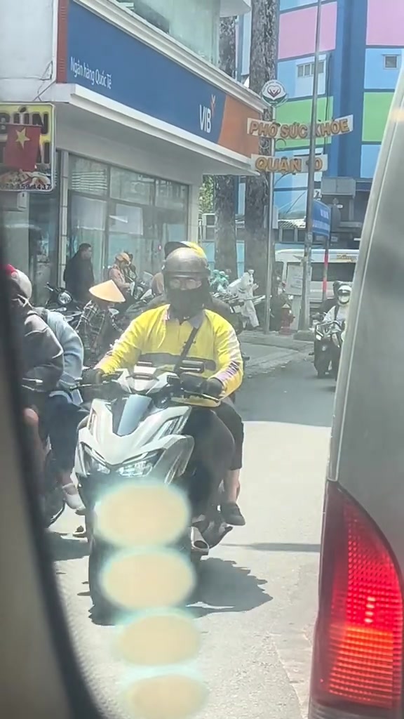 @Cao Trung Tấn