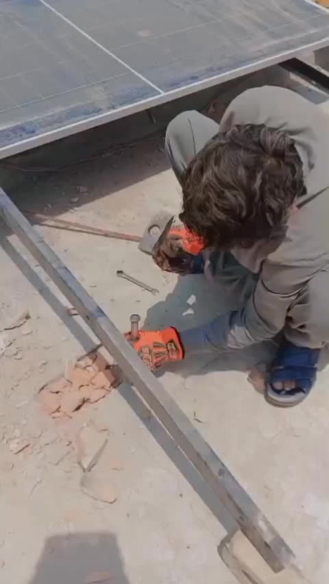 @Muzamil Hayat