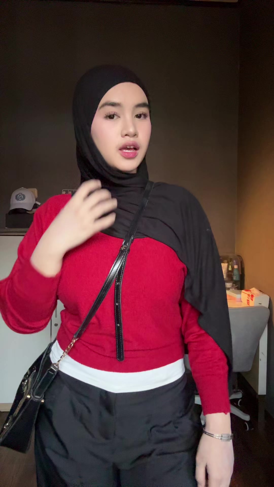 @Nayyut