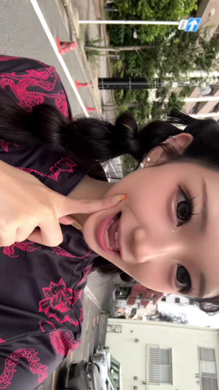 @里緒︎